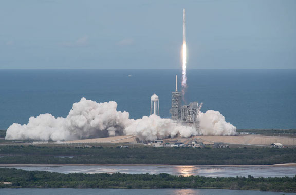 SpaceX Falcon 9 rocket, with the Dragon spacecraft onboard.