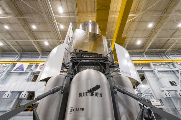 200820-National Team's Moon Lander mockup