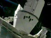 SpaceX Dragon birthed to ISS