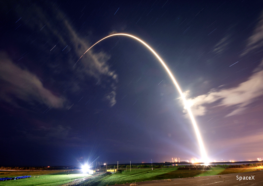 Time-lapse photo of Dragon 9 launch