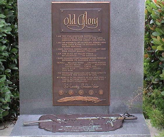 09-FlagPlaque