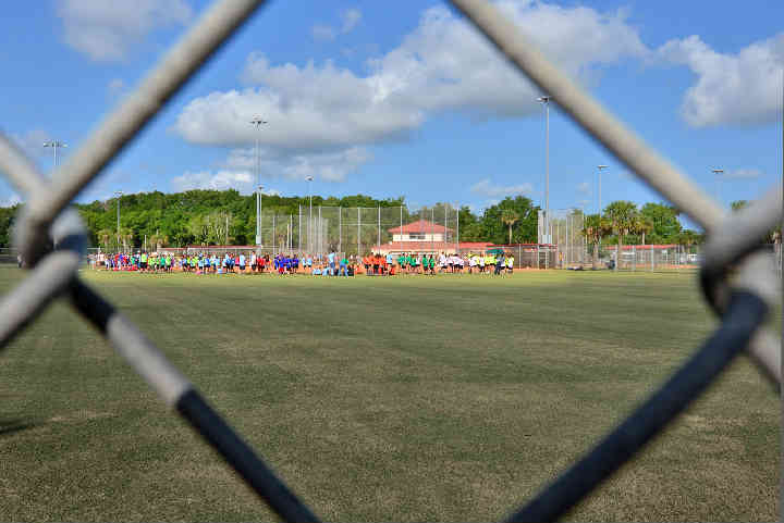 ChainLakes-field2.jpg