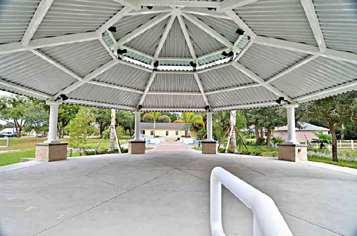 Moore-gazebo.jpg