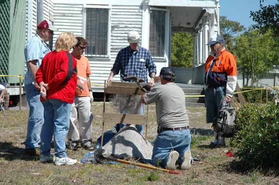 CrewDiggingDeepShovelTest