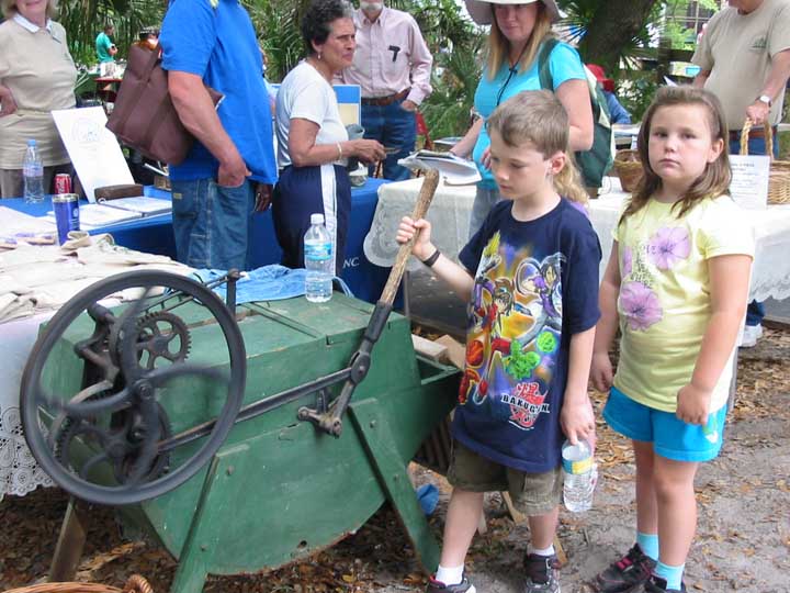 EarthDay2010-Childrent0002